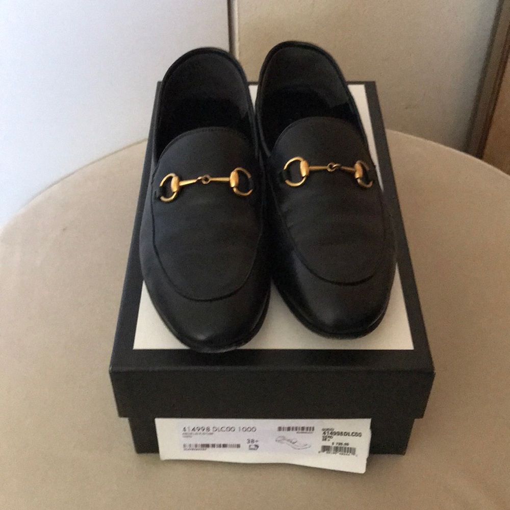 Gucci Black Leather Loafers with Gold Hardware